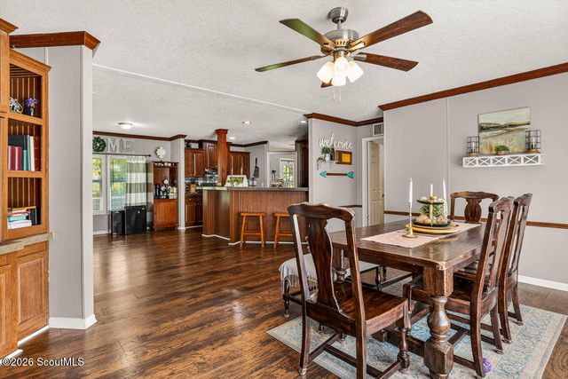 1401 Laura Way, Darien, GA 31305