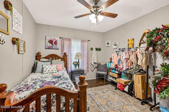 1401 Laura Way, Darien, GA 31305