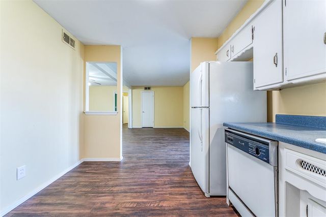 125 S Dillon Avenue, Moore, OK 73160