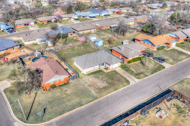 125 S Dillon Avenue, Moore, OK 73160