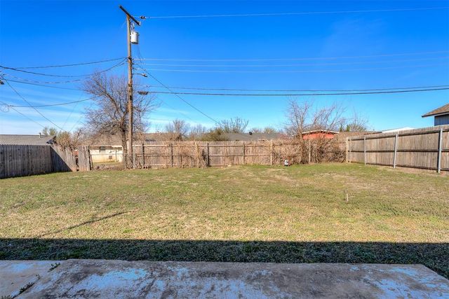 125 S Dillon Avenue, Moore, OK 73160