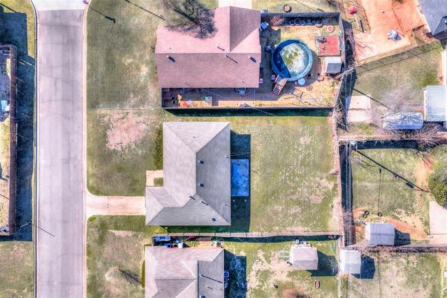 125 S Dillon Avenue, Moore, OK 73160