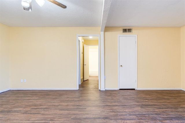 125 S Dillon Avenue, Moore, OK 73160