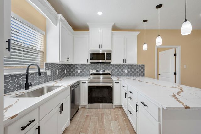 1505 Red Oak Street, Bryan, TX 77803