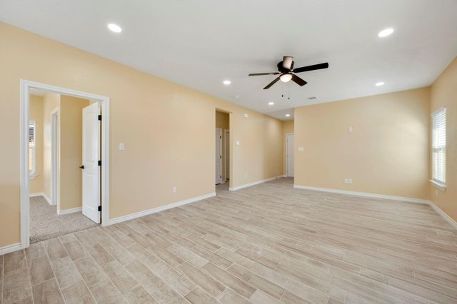 1505 Red Oak Street, Bryan, TX 77803