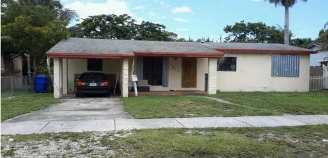 2519 Plunkett Street, Hollywood, FL 33020