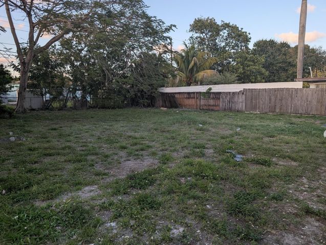 2519 Plunkett Street, Hollywood, FL 33020