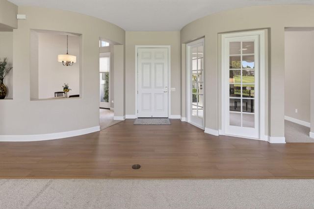 1607 Barn Valley Ln, Lincoln, CA 95648