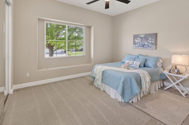 1607 Barn Valley Ln, Lincoln, CA 95648