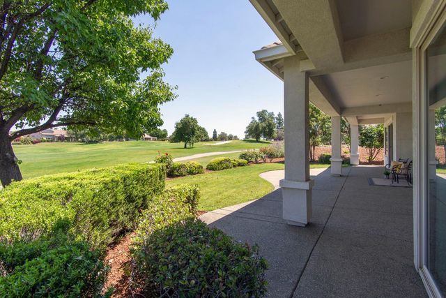 1607 Barn Valley Ln, Lincoln, CA 95648