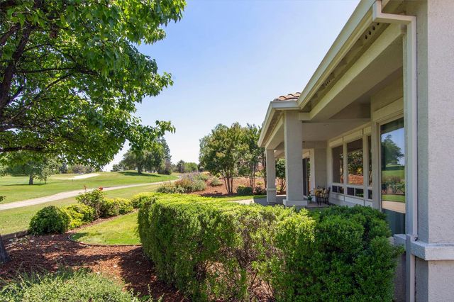 1607 Barn Valley Ln, Lincoln, CA 95648