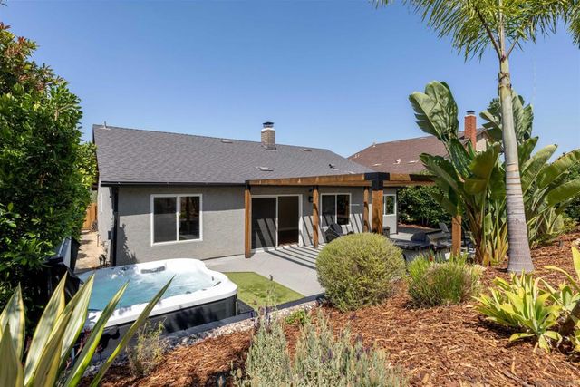 7477 Volclay, San Diego, CA 92119