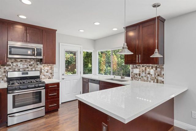 7477 Volclay, San Diego, CA 92119