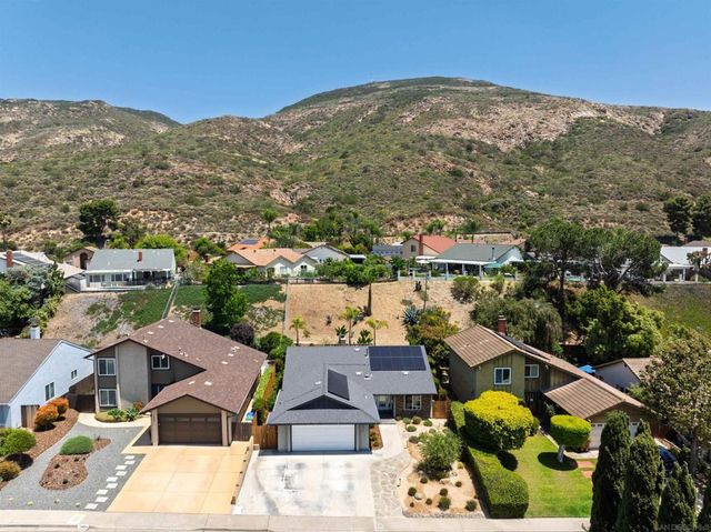 7477 Volclay, San Diego, CA 92119