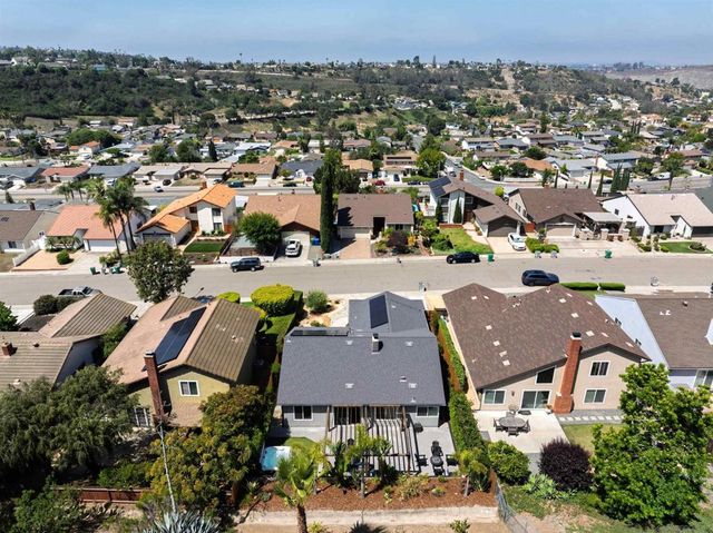 7477 Volclay, San Diego, CA 92119