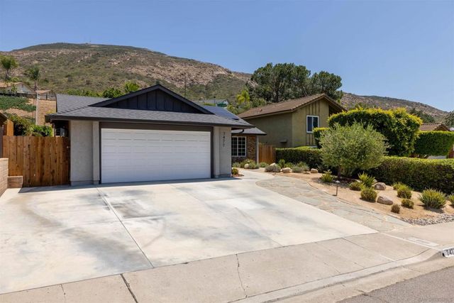 7477 Volclay, San Diego, CA 92119