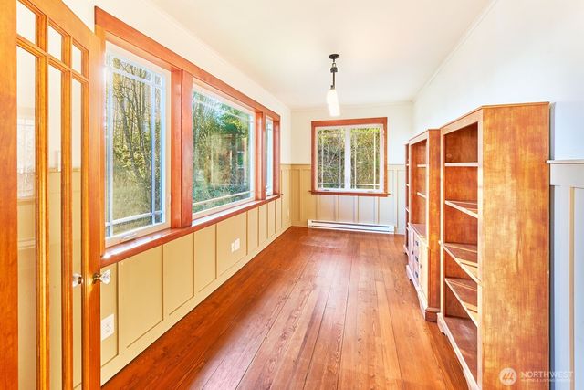 2147 Klahanee Drive, Ilwaco, WA 98624