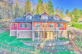 2147 Klahanee Drive, Ilwaco, WA 98624