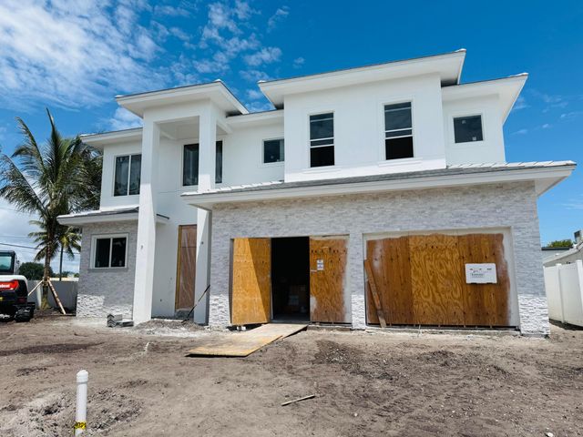 291 Summa Street, West Palm Beach, FL 33405