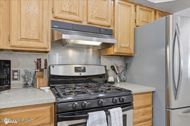 8852 Dome Circle, Eagle River, AK 99577