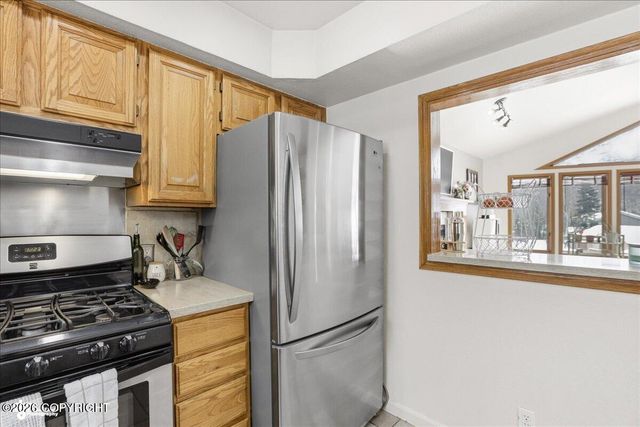 8852 Dome Circle, Eagle River, AK 99577