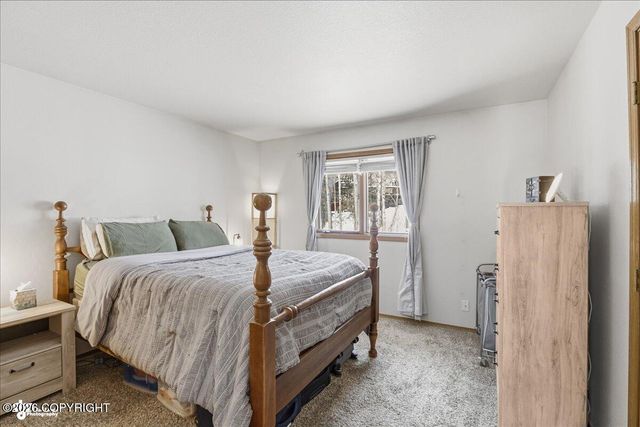 8852 Dome Circle, Eagle River, AK 99577