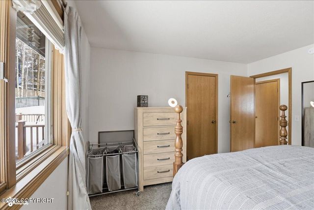 8852 Dome Circle, Eagle River, AK 99577