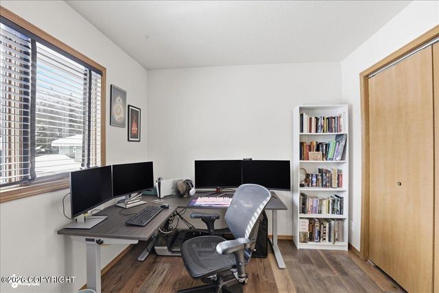 8852 Dome Circle, Eagle River, AK 99577