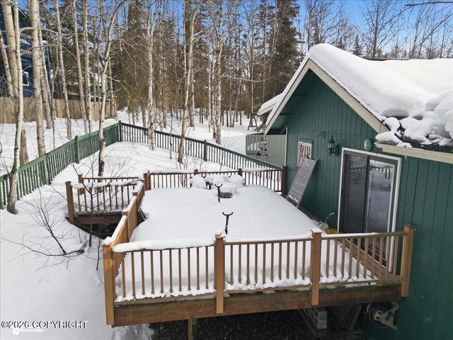 8852 Dome Circle, Eagle River, AK 99577