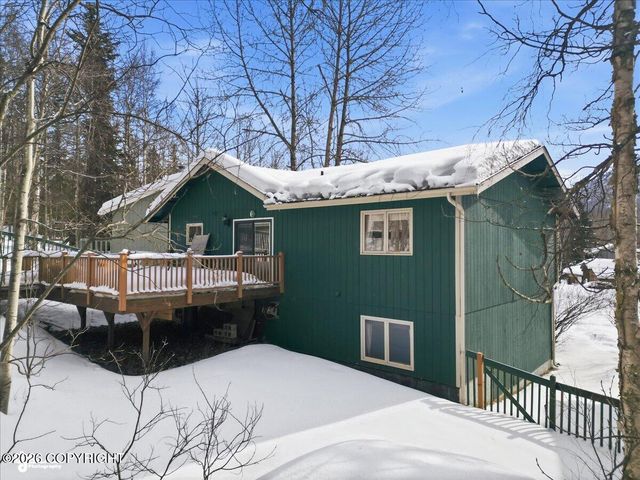 8852 Dome Circle, Eagle River, AK 99577