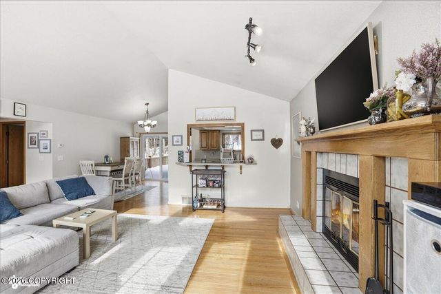 8852 Dome Circle, Eagle River, AK 99577