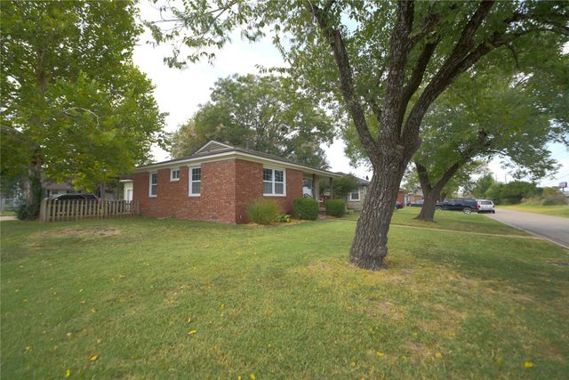 10 S 106th East Place, Tulsa, OK 74128