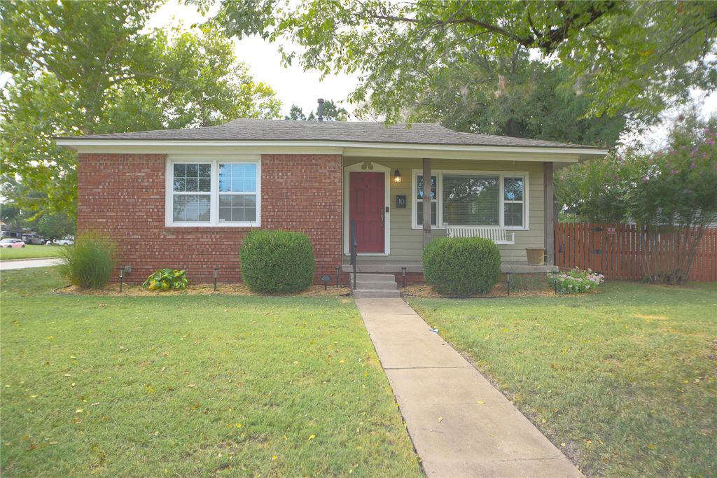 10 S 106th East Place, Tulsa, OK 74128