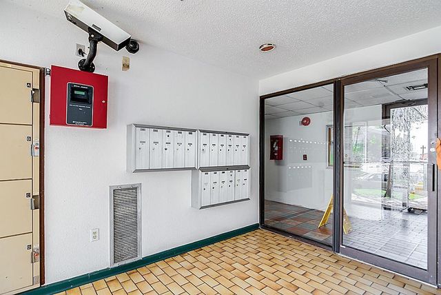 2818 S Bartell Drive 312, Houston, TX 77054