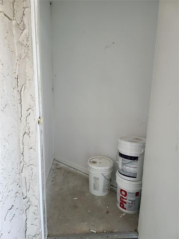 2818 S Bartell Drive 312, Houston, TX 77054