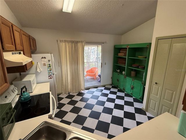 108 RESERVE CIR 212, Oviedo, FL 32765