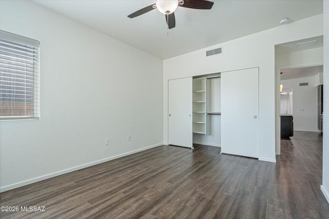 3055 N Dales Crossing Drive, Tucson, AZ 85745