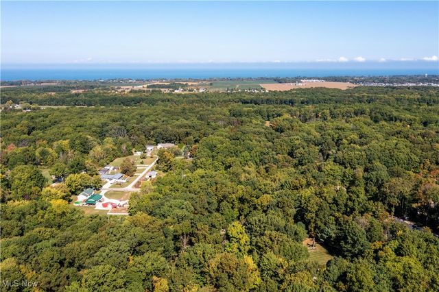 13612 Thompson Road, Vermilion, OH 44089