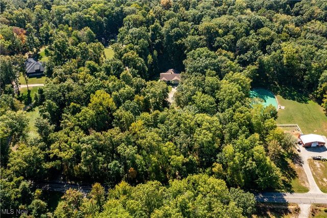 13612 Thompson Road, Vermilion, OH 44089