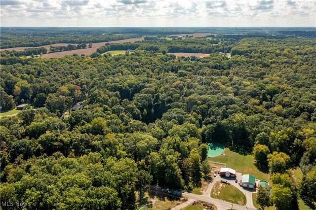 13612 Thompson Road, Vermilion, OH 44089