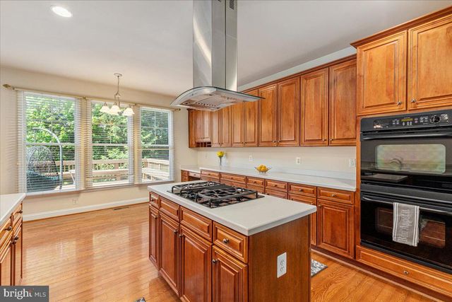 5645 TOWER HILL CIR, Alexandria, VA 22315
