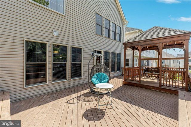5645 TOWER HILL CIR, Alexandria, VA 22315