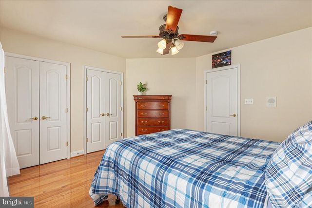 5645 TOWER HILL CIR, Alexandria, VA 22315