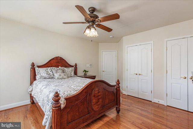 5645 TOWER HILL CIR, Alexandria, VA 22315