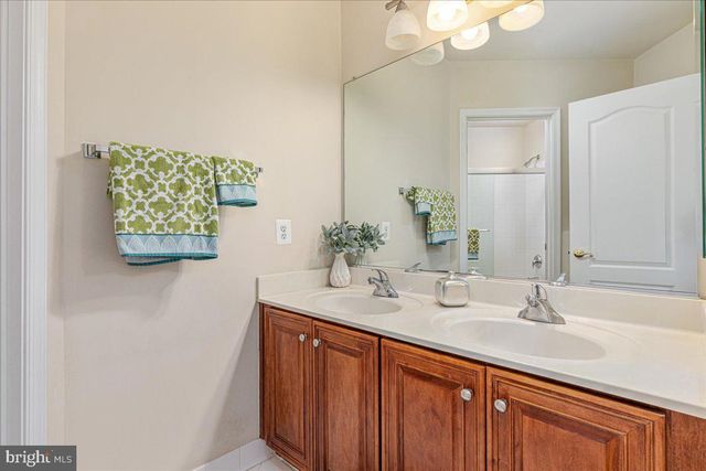 5645 TOWER HILL CIR, Alexandria, VA 22315