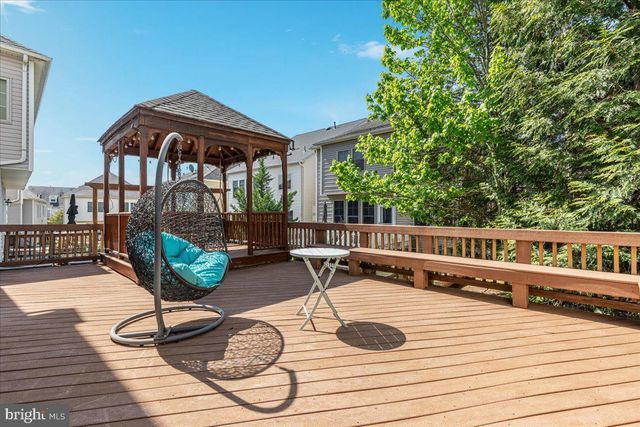 5645 TOWER HILL CIR, Alexandria, VA 22315