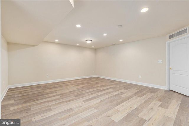 5645 TOWER HILL CIR, Alexandria, VA 22315