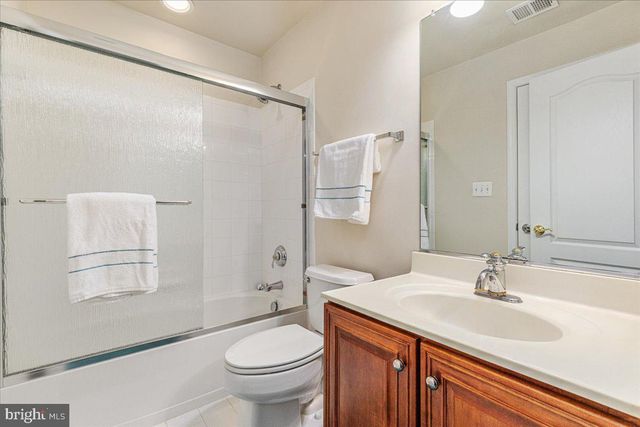 5645 TOWER HILL CIR, Alexandria, VA 22315
