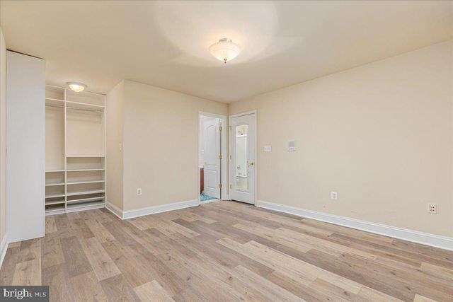 5645 TOWER HILL CIR, Alexandria, VA 22315