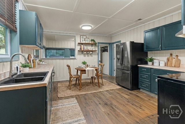 1232 E 42nd Street, Savannah, GA 31404